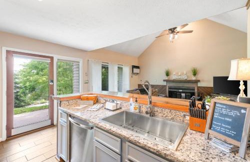 Nellysford Apartment | Cozy getaway with heated floors