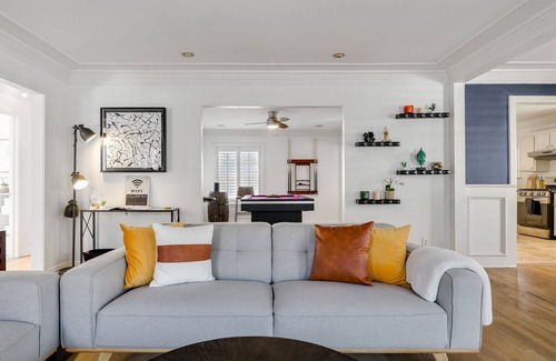 Dallas House | Cozy Group Friendly Oasis-Perfect for Celebrations