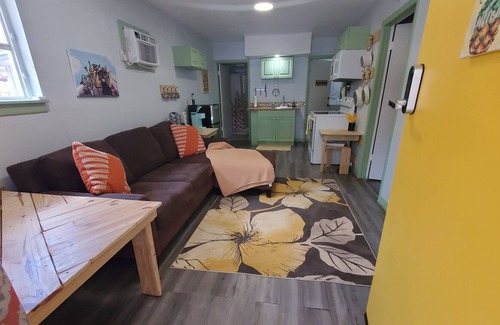 Inwood House | Cozy guest house w/ fenced yard and hot tub