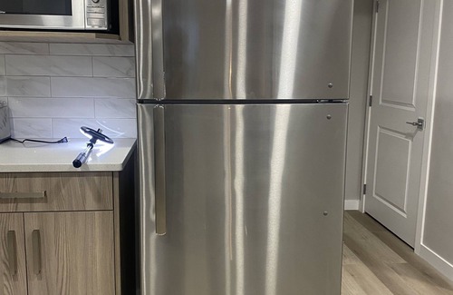 Northwest Calgary Apartment | Cozy Guest Suite W/Free parking