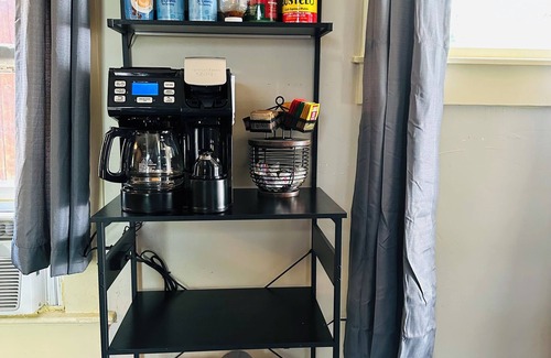 Colorado Springs Apartment | Cozy Guesthouse Between Old Colorado City & Downtown