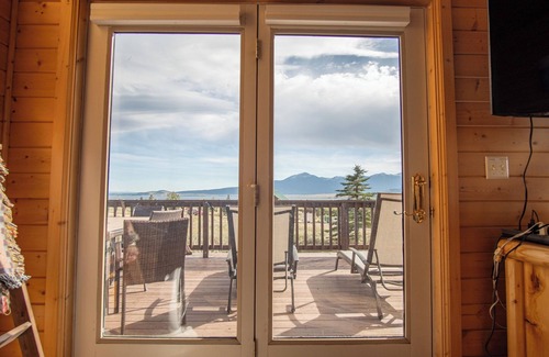 Island Park Cabin | Cozy Henrys Lake Escape - 20 Miles to Yellowstone!