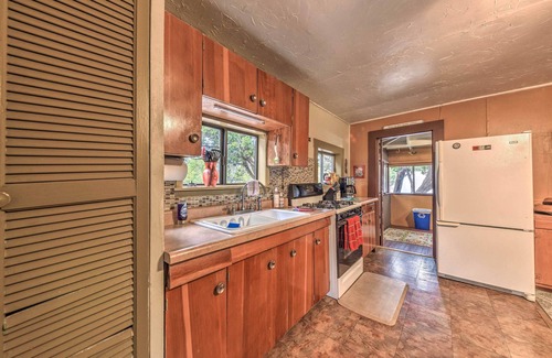 High Rolls Mountain Park Cottage | Cozy High Rolls Cottage Near Hiking Trails!
