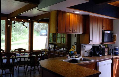 Blodgett Mills Ski Chalet | Cozy Hillside Chalet w/Large Yard and Firepit - Greek Peak/Cortland/Ithaca