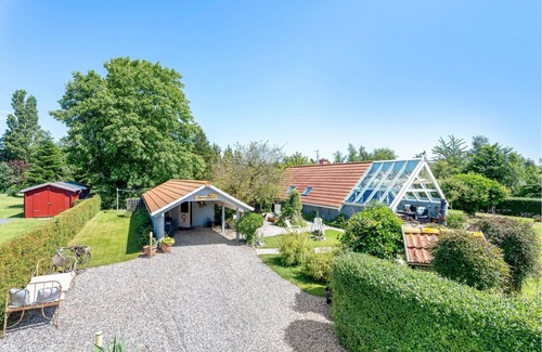 Næsby Strand House | Cozy holiday home with character