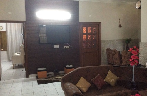 Mohali Apartment | Cozy Home away from home