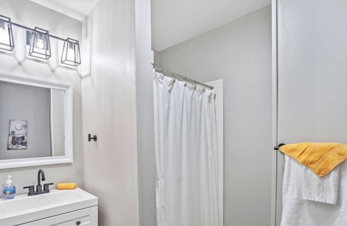 Jonesboro House | Cozy home away from home!