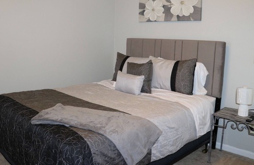 Irondale House | Cozy Home Away From Home