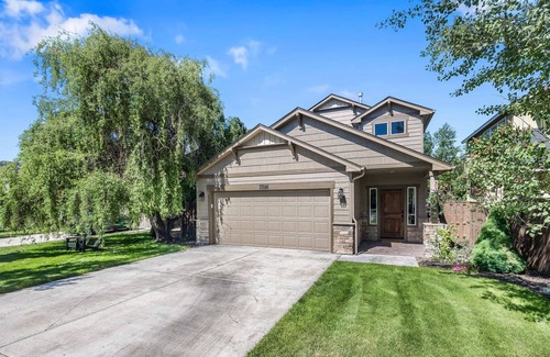 Southwest Bend House | Cozy home close to Old Mill and Deschutes River