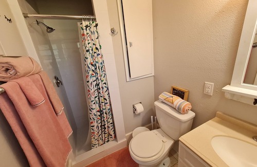General Krueger House | Cozy home close to downtown with great amenities