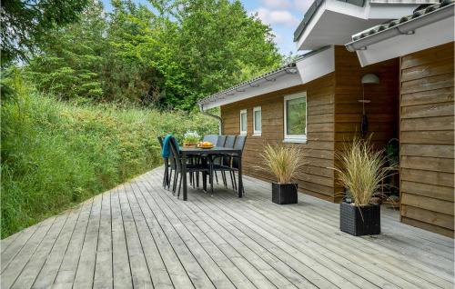 Aalbaek House | Cozy Home In Ålbæk With Kitchen