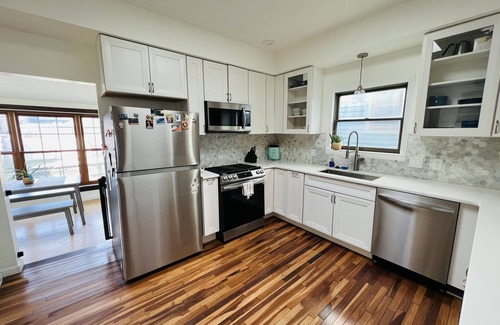Corktown House | Cozy Home in Corktown!