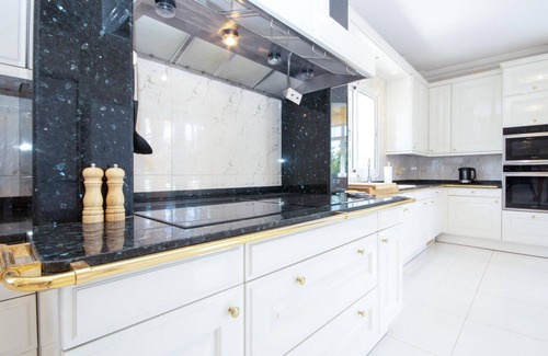 Mijas House | Cozy home in Mijas Costa with sauna