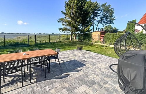 gmina Bedzino House | Cozy home in Mscice with house sea view