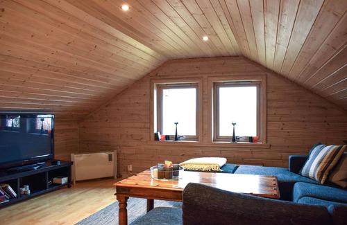 Kvam House | Cozy home in Norheimsund with sauna