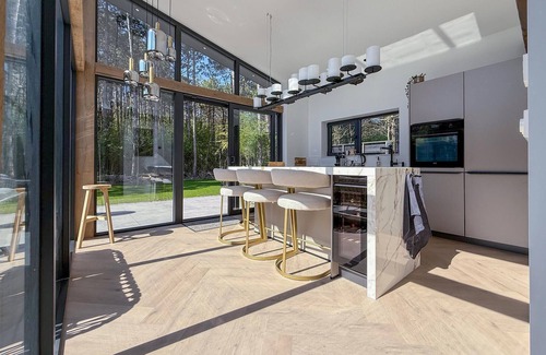 Ouddorp House | Cozy home in Ouddorp with WiFi