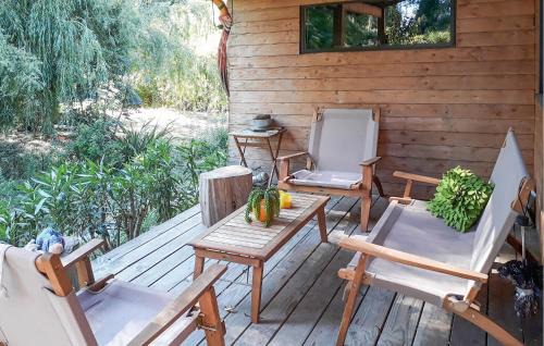 Roquemaure House | Cozy Home In Roquemaure