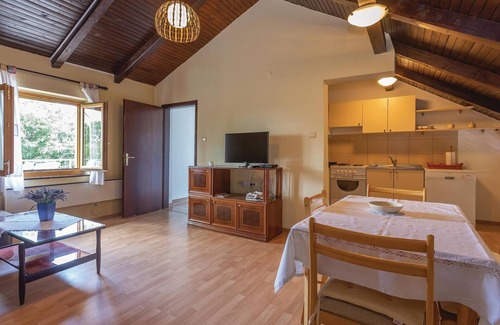 Promina House | Cozy home in Sibenik with sauna