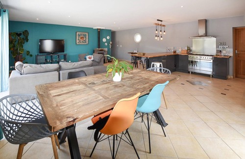 Sorgues House | Cozy home in Sorgues with WiFi