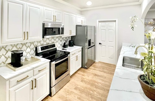 Southhampton Hills House | Cozy Home in South Austin with a Grill - 15 min from Downtown