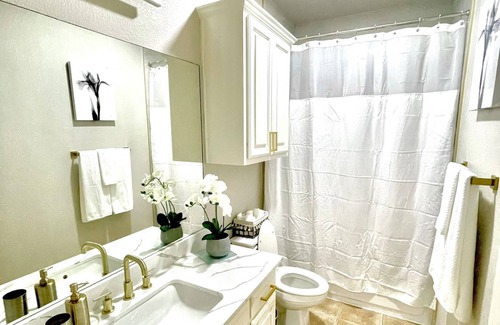 Southhampton Hills House | Cozy Home in South Austin with a Grill - 15 min from Downtown