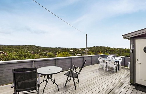 Bamble House | Cozy home in Stathelle with kitchen
