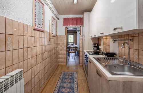 Mrkopalj House | Cozy home in Sunger with sauna