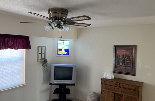 Oak Shores House | Cozy home in the beautiful Oak Shores Community w/WiFi