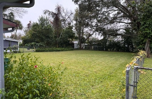 Holly Hill House | Cozy home near Pictona in Daytona