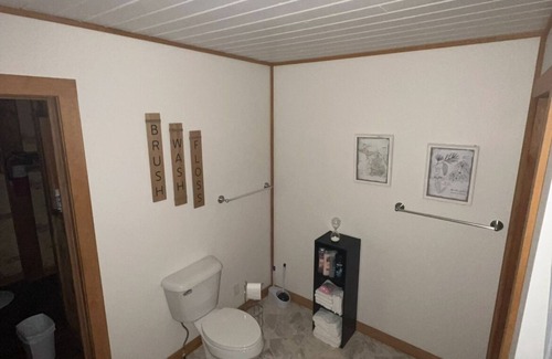 Trout Creek House | Cozy Home next to Snow/Atv Trails, Bond Falls & Ottawa National Forest!