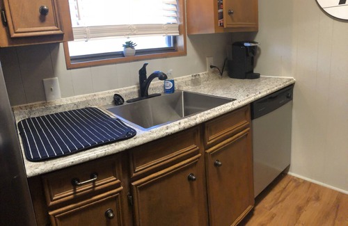 Hemphill House | *Cozy Home on Toledo Bend* Big Circle Drive* Boat Parking* Close to Boat Ramp*