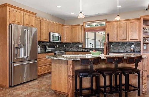 Spokane House | Cozy Home w/Views from Heaven!