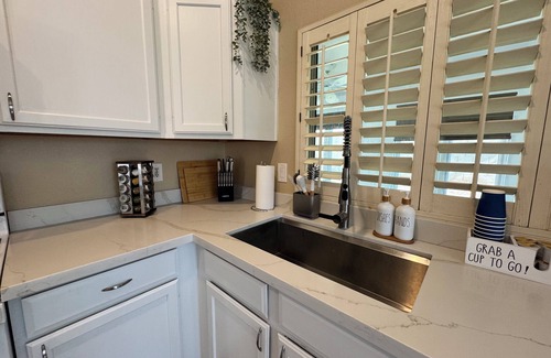 Alta Mesa Community Association House | Cozy house in a quiet neighborhood with jacuzzi
