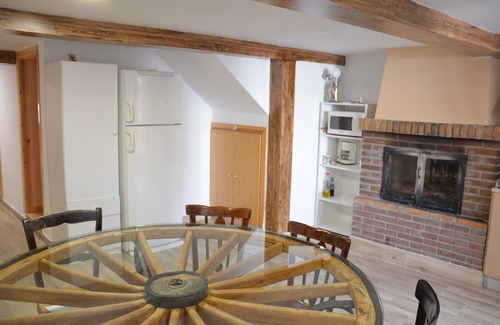 La Vid y Barrios House | Cozy house to disconnect