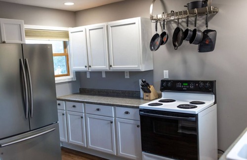 Ishpeming House | Cozy house with lake view near Marquette