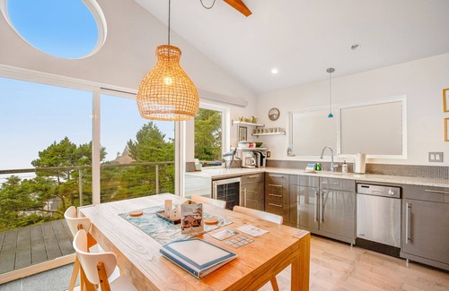 Oceanside House | Cozy house with WiFi, sweeping ocean views, & nearby beach access