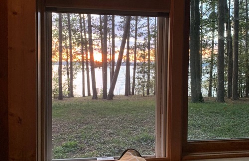 Spruce Cottage | Cozy Hubbard Lake waterfront -beautiful views, private wooded lot, fireplace