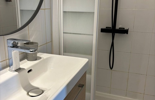 Monmousseau-Verollot Apartment | Cozy Ivry1