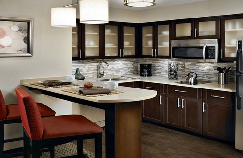 Wichita Falls Condo | Cozy King Suite | FREE Breakfast + Laptop-friendly