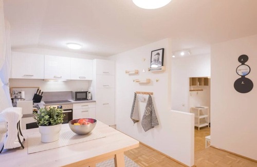 Lend Apartment | Cozy Kunsthaus Graz in Austria