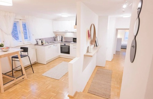 Lend Apartment | Cozy Kunsthaus Graz in Austria