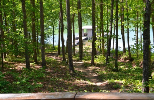 Cumming Cabin | Cozy Lake Cabin with Great Water View