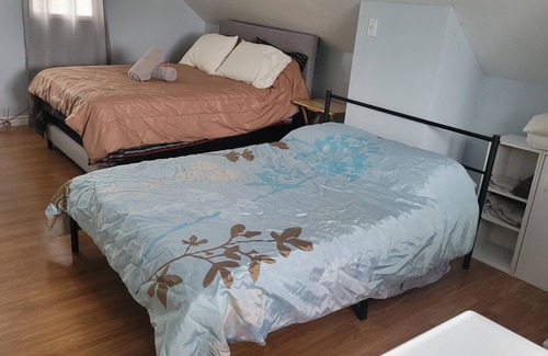 Timmins House | Cozy little house in a quiet neighborhood, close to walking trail and river.