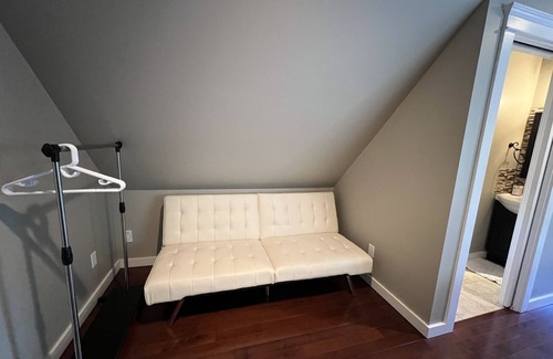 Shawnigan Lake Bed & Breakfast | Cozy Loft room with king bed and private entrance.