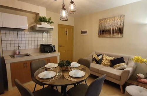 Dumaguete Condo | Cozy Mika's Home located at the Heart of Dumaguete (Two Bed Rooms Condo Unit)