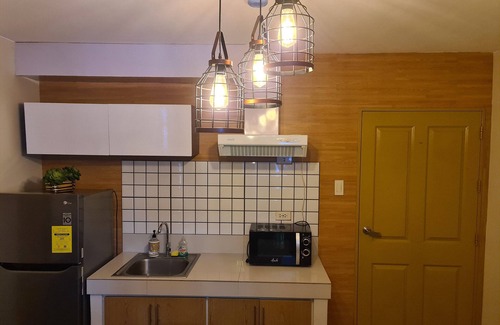 Dumaguete Condo | Cozy Mika's Home located at the Heart of Dumaguete (Two Bed Rooms Condo Unit)