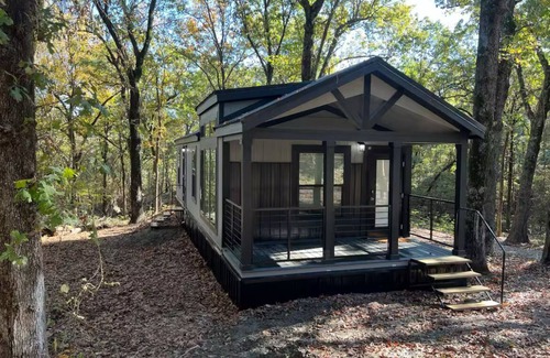 Eufaula Cabin | Cozy modern lake cabin on enchanting Eufaula