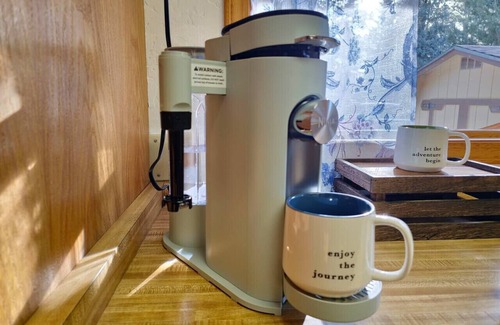 Mountainaire Cabin | ~Cozy Mountain Cabin Getaway! National Forrest!