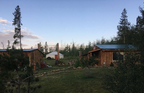 Walden Cabin | Cozy Mountain View cabins.