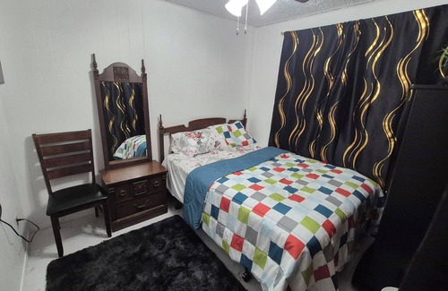 Terrace Bed & Breakfast | Cozy & Neat 1BR Suite– 5min Walk to Ksyen Reg Hosp | Ideal for Nurses & Visitors